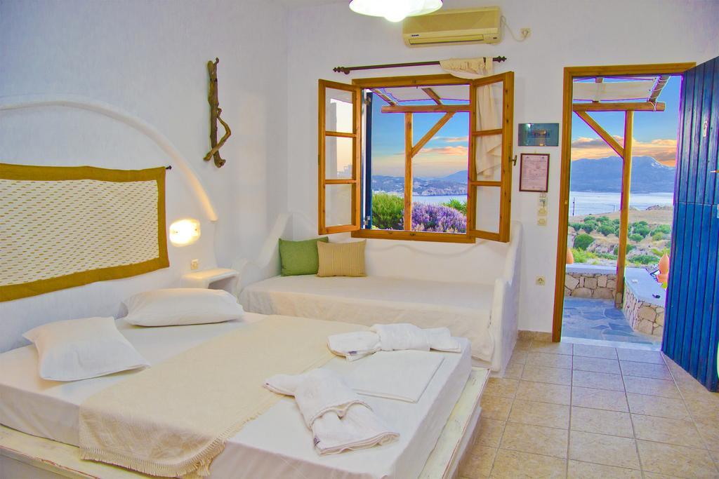 Margaritari Studios Milos アダマス 部屋 写真